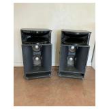 2 Peavey ECS 3 Speakers