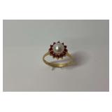 14K Gold Ring with Pearl and Red Gemstones Size 6.75