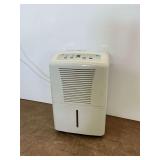 GE 50 Pint Dehumidifier Model ADER50LRL1...powers on