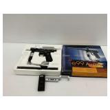 Kingman Spyder E99 Avant Electronic Paintball Marker with Box