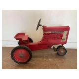 Ertl Farmall 806 Pedal Tractor