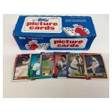 1990 Topps Baseball 500 Count Vending Pack Box with Cards