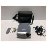 InFocus X1 DLP Projector with Carrying Case and Accessories... works