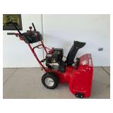 Troy-Bilt Storm 2-Stage Snow Blower... good compression
