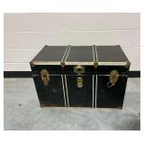 Steamer Trunk with Interior Tray