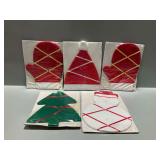 (5) Christmas/Winter Wall Decor with Holiday Shapes