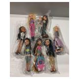 (8) Bratz Fashion Dolls with Accessories