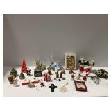Christmas Decor and Tree Ornaments Assortment... see photos and description