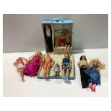 1961 Barbie Doll Case with Mattel Dolls