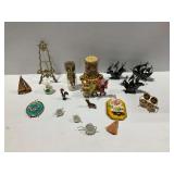 Figurines and Miniature Items