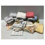 Bath Towels, Sheets, and Other Linens... see photos