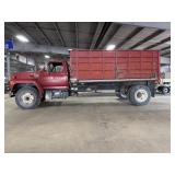 1989 Ford F700