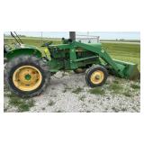 John Deere 520 Tractor