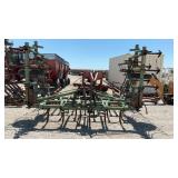 John Deere 1100 Field Cultivator 20