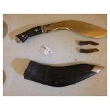 Kukri Knife With Sheath and Extra Blades