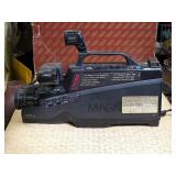 Magnavox CVL325AV01 VHS Camcorder