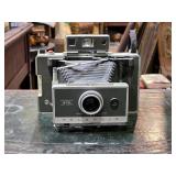 Polaroid Automatic 340 Land Camera