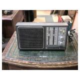 Vintage GE 4-Band TV/WB/AM/FM Radio 7-2945A