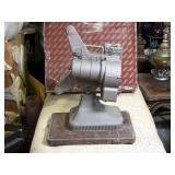 Vintage Keystone Commander Deluxe 8mm Projector