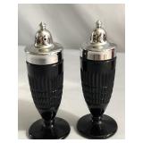 VINTAGE FENTON LINCOLN INN BLACK GLASS SALT AND VINTAGE FENTON LINCOLN INN BLACK GLASS SALT AND