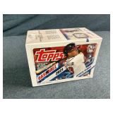 Sealed Topps 2021 Update Series Baseball Cards