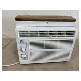 Perfect Aire Air Conditioner Window Unit
