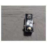 XOTIC EP BOOSTER GUITAR PEDAL PREAMP. GOOD CONDITION.
