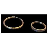 Beautiful 10K cut gold band, size 6 3/4 plus gold hoop earring, total weight of 1.93 grams of gold
