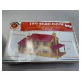 BACHMAN PLASTICVILLE TWO STORY O SCALE BACHMAN PLASTICVILLE TWO STORY O SCALE