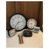Vintage Clock Lot-Untested Vintage Clock Lot-Untested