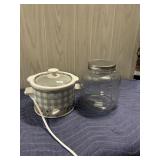 Crock Pot/Storage jar with lid-needs cleaning