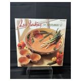 Les Jardins 2-piece entertainment set-Clay Art