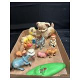 VINTAGE SQUEEK TOYS/PLASTIC TOY LOT