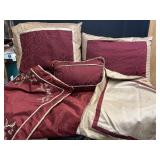 QUEEN SIZE BEDDING SET