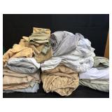 FITTED AND FLAT SHEETS/PILLOWCASES-VARIOUS SIZES