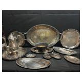 SILVERPLATE LOT-SERVING PIECES/TEAPOT