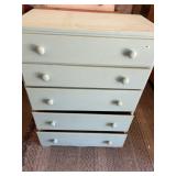 VINTAGE CHEST OF DRAWERS NEED TLC