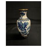 VINTAGE CHINESE CLOISONNE URN SHAPED VASE