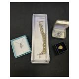COSTUME JEWELRY LOT