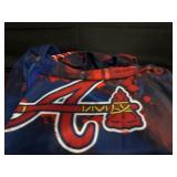 NEW ATLANTA BRAVES FLEECE ROBE