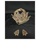 Lantern Hill-Kit Vanderwal Leaf Basket w/Ornaments