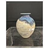 Lantern Hill-Kit Vanderwal 5' Vase-small chip