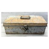 VINTAGE METAL TOOL BOX W COFFIN STYLE LID