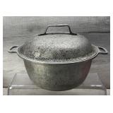 VINTAGE SILVER SEAL HAMMERED ALUMINUM DUTCH OVEN