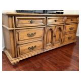 SEARS ROEBUCK COUNTRY IV DRESSER NO MIRROR