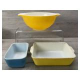 VINTAGE PYREX BAKING DISHES