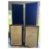 VINTAGE STEREO SPEAKERS ADVENT & BRADFORD