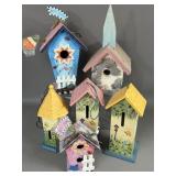 ASSORTED DECORATIVE & FUNCTIONAL BIRD HOUSES