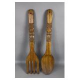 VINTAGE TIKI STYLE WOOD FORK & SPOON WALL DECOR