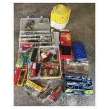 FISHING TACKLE & MINNOW BUCKET